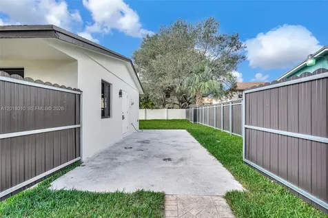 19720 NW 33rd Avenue Miami Gardens FL 33056