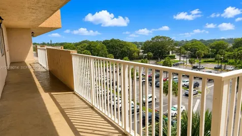 250 Jacaranda Drive Plantation FL 33324