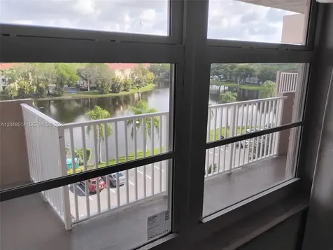 250 Jacaranda Drive Plantation FL 33324