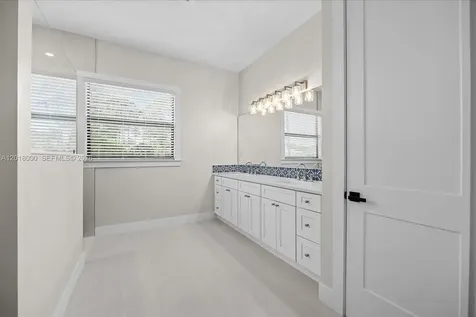 10630 Sugar Pine Drive Fort Pierce FL 34945