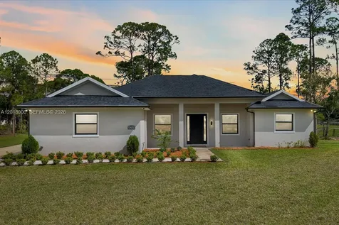 10630 Sugar Pine Drive Fort Pierce FL 34945