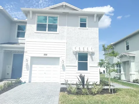 535 SE Rivergrass Street Port St. Lucie FL 34984