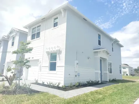 535 SE Rivergrass Street Port St. Lucie FL 34984
