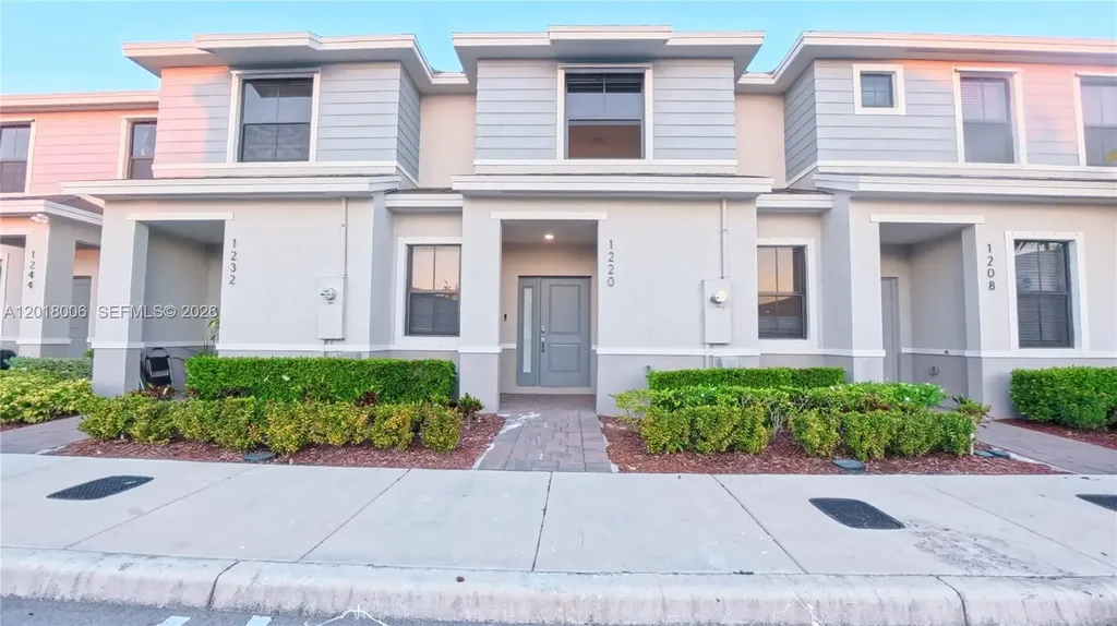 1232 NE 5th Court Florida City FL 33034