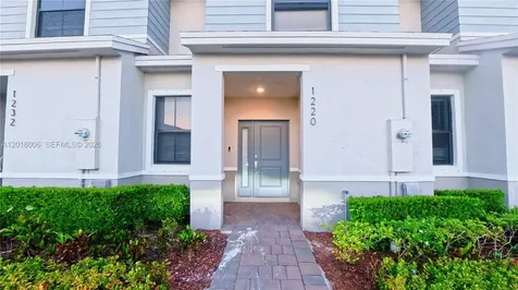 1232 NE 5th Court Florida City FL 33034