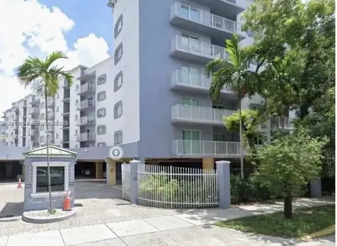 2415 NW 16th St Road Miami FL 33125