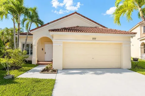 777 Tanglewood Circle Weston FL 33327