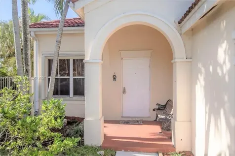 777 Tanglewood Circle Weston FL 33327