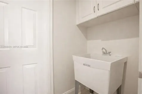777 Tanglewood Circle Weston FL 33327