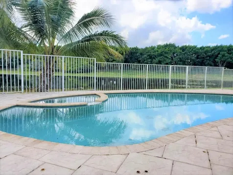 777 Tanglewood Circle Weston FL 33327