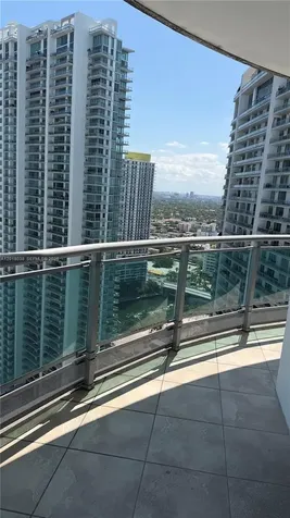 350 S Miami Avenue Miami FL 33130