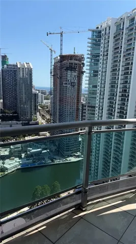 350 S Miami Avenue Miami FL 33130
