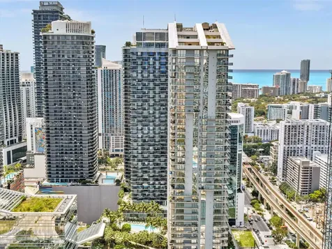 88 SW 7th Street Miami FL 33130