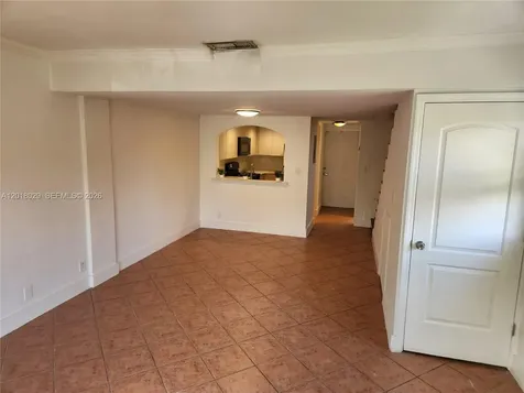 6709 N Kendall Drive Pinecrest FL 33156