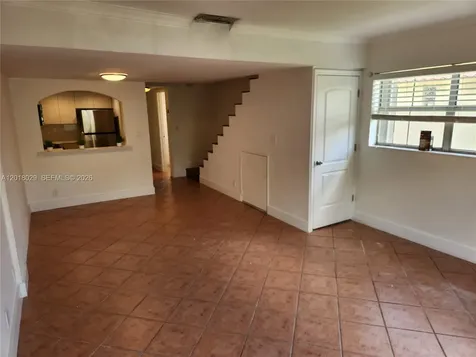 6709 N Kendall Drive Pinecrest FL 33156