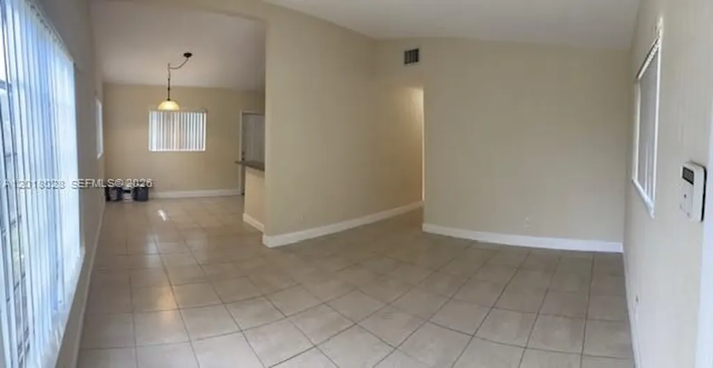 2325 Hope Street Hollywood FL 33020