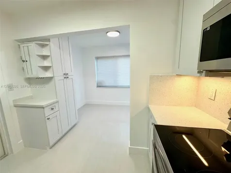 105-107 NE 30th Court Wilton Manors FL 33334