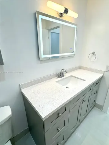 105-107 NE 30th Court Wilton Manors FL 33334