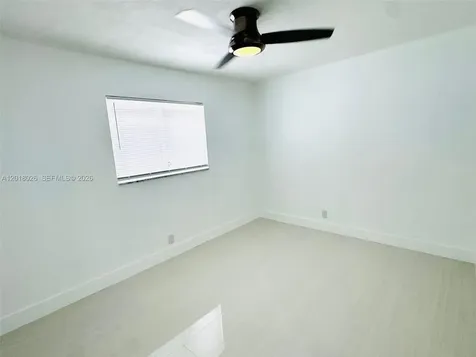 105-107 NE 30th Court Wilton Manors FL 33334