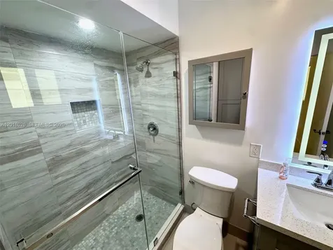 105-107 NE 30th Court Wilton Manors FL 33334