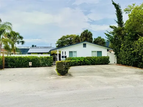105-107 NE 30th Court Wilton Manors FL 33334