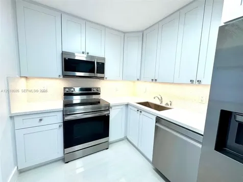 105-107 NE 30th Court Wilton Manors FL 33334