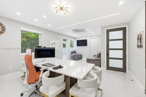 5940 SW 37th Avenue Dania Beach FL 33312
