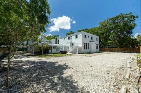 5940 SW 37th Avenue Dania Beach FL 33312
