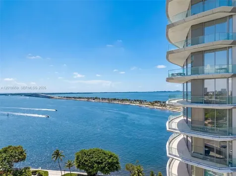 175 SE 25th Road Miami FL 33129
