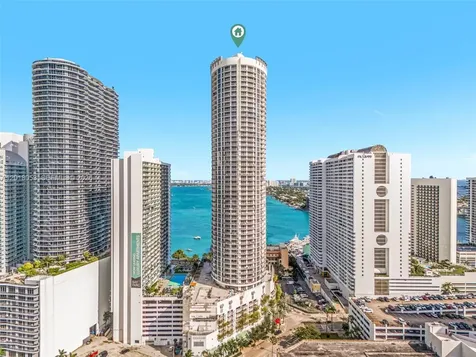 1750 N Bayshore Drive Miami FL 33132