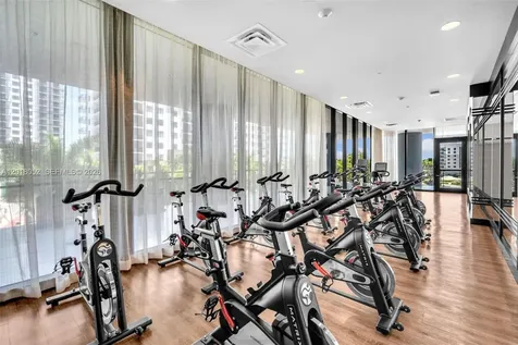 5252 NW 85th Avenue Doral FL 33166