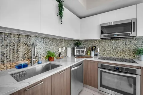 5252 NW 85th Avenue Doral FL 33166