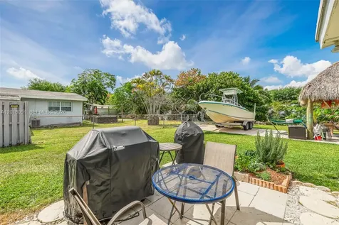 9940 Belgrade Road Cutler Bay FL 33157