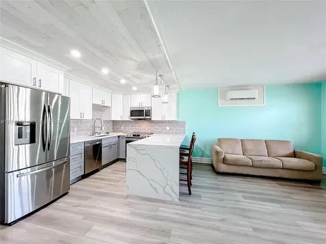 226 Newport O Deerfield Beach FL 33442