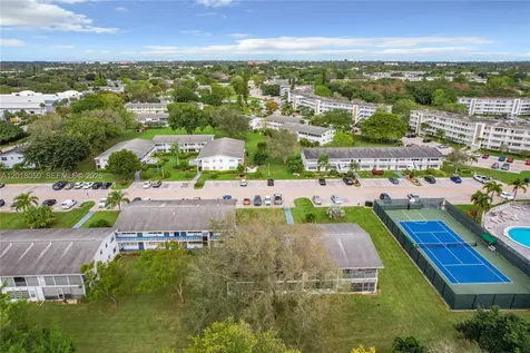 226 Newport O Deerfield Beach FL 33442