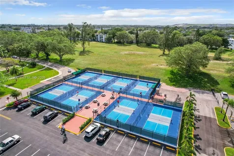 226 Newport O Deerfield Beach FL 33442