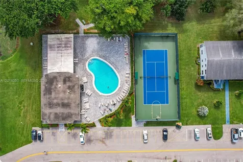 226 Newport O Deerfield Beach FL 33442