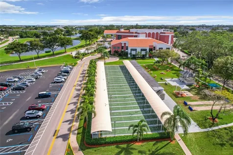 226 Newport O Deerfield Beach FL 33442