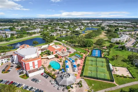 226 Newport O Deerfield Beach FL 33442