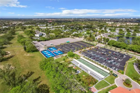 226 Newport O Deerfield Beach FL 33442