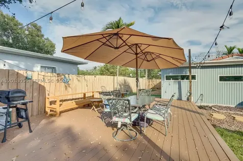 1237 SW 28th Street Fort Lauderdale FL 33315