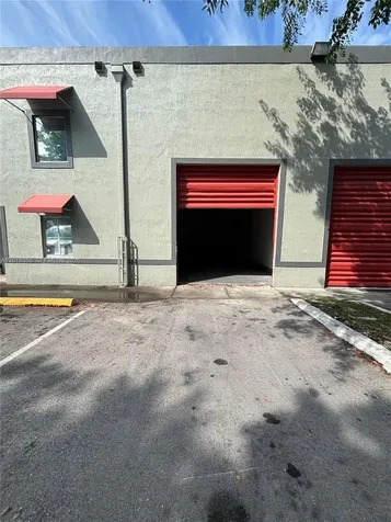 10950 NW 138th Street Hialeah Gardens FL 33018