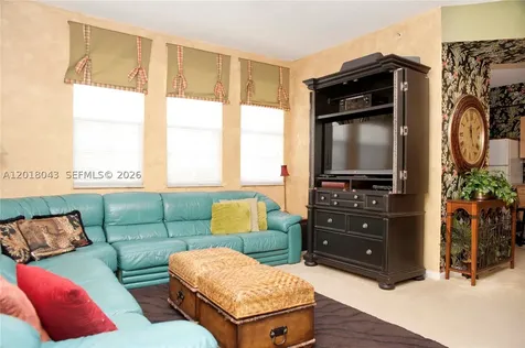 533 NE 3rd Avenue Fort Lauderdale FL 33301