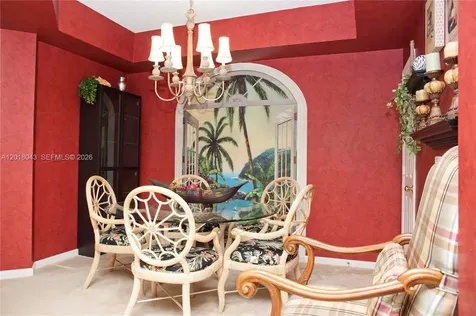 533 NE 3rd Avenue Fort Lauderdale FL 33301