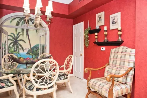 533 NE 3rd Avenue Fort Lauderdale FL 33301
