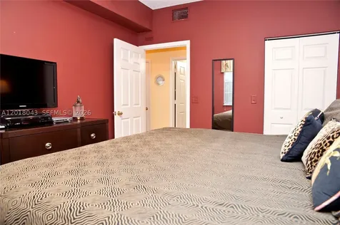 533 NE 3rd Avenue Fort Lauderdale FL 33301