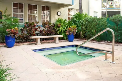 533 NE 3rd Avenue Fort Lauderdale FL 33301