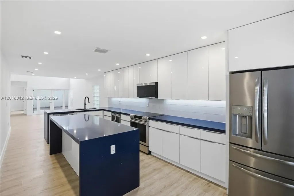 1135 Oysterwood Street Hollywood FL 33019
