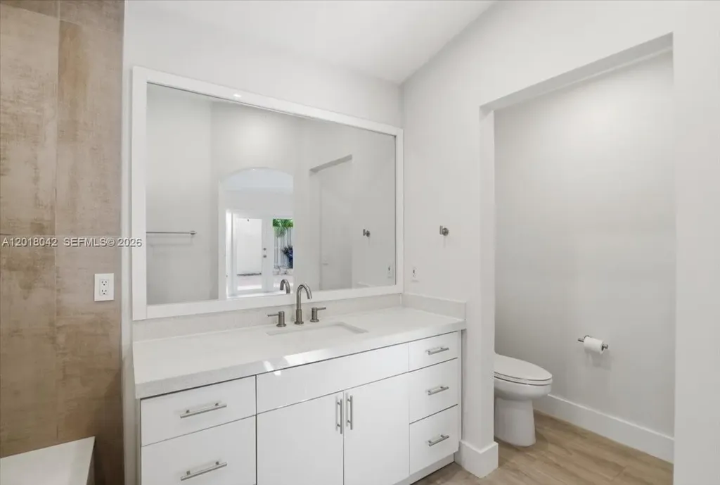1135 Oysterwood Street Hollywood FL 33019