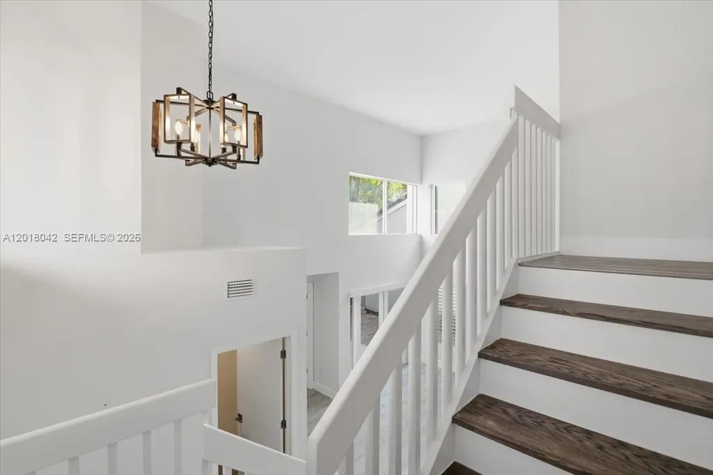 1135 Oysterwood Street Hollywood FL 33019